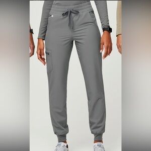 FIGS Jogger Scrub Pant in Gray